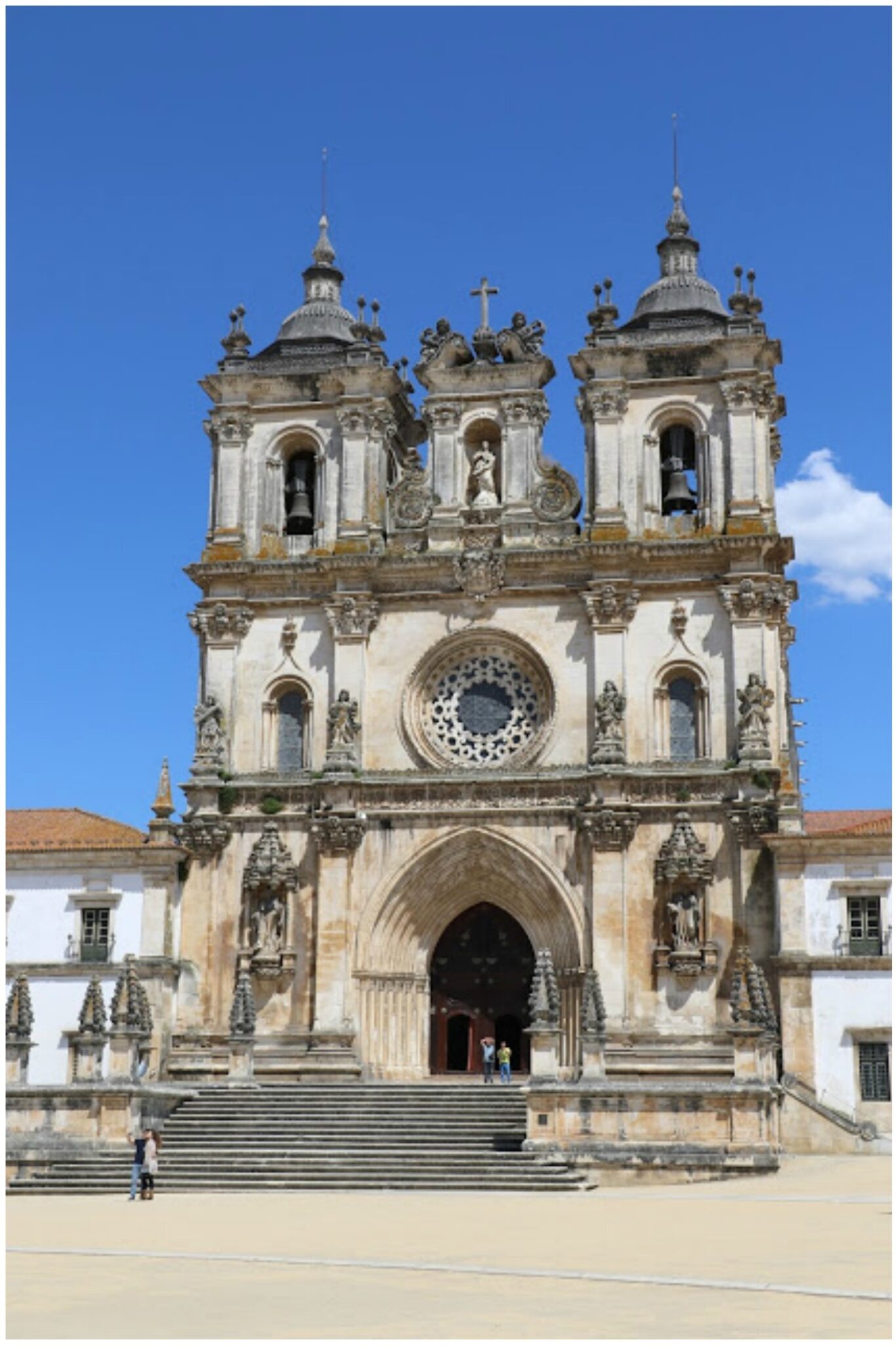 Alcobaça Monastery Tombs: Portugal's Most Romantic Gothic Masterpiece ...