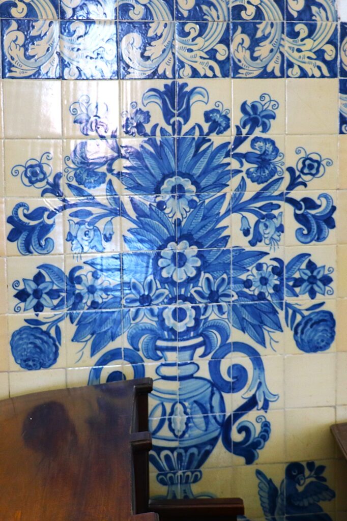Azulejos with floral design
