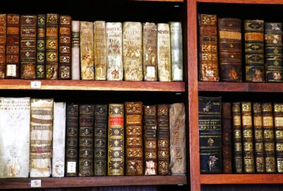Books in Joanina Library