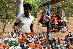 Handicrafts-Souvenirs-from-Shantiniketan