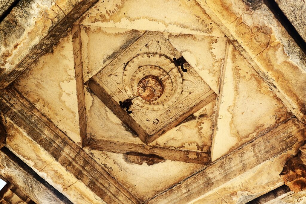 Hooks in ceiling for Tulabharam