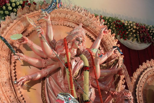 Mahashoshti Bodhon Ritual of Durga Puja in Bangalore - i Share
