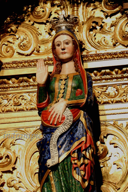 Pregnant Mother Mary in Cathedral of Evora, Portugal.