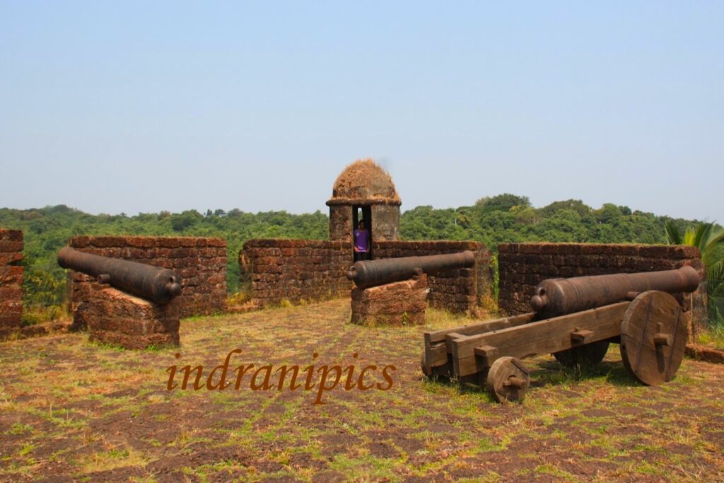 Reis Magos Fort Goa canon