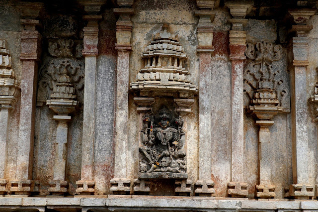 Sculpted walls of Lakshmi-Devi-Temple-of-Doddagaddavalli
