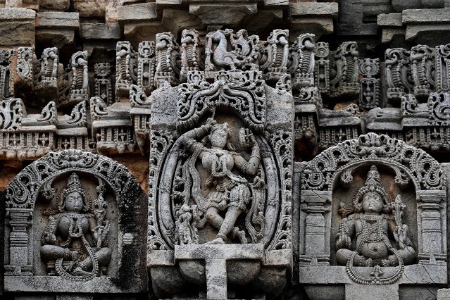 Sculptured divine figures on facade of Veeranarayana Temple Belavadi