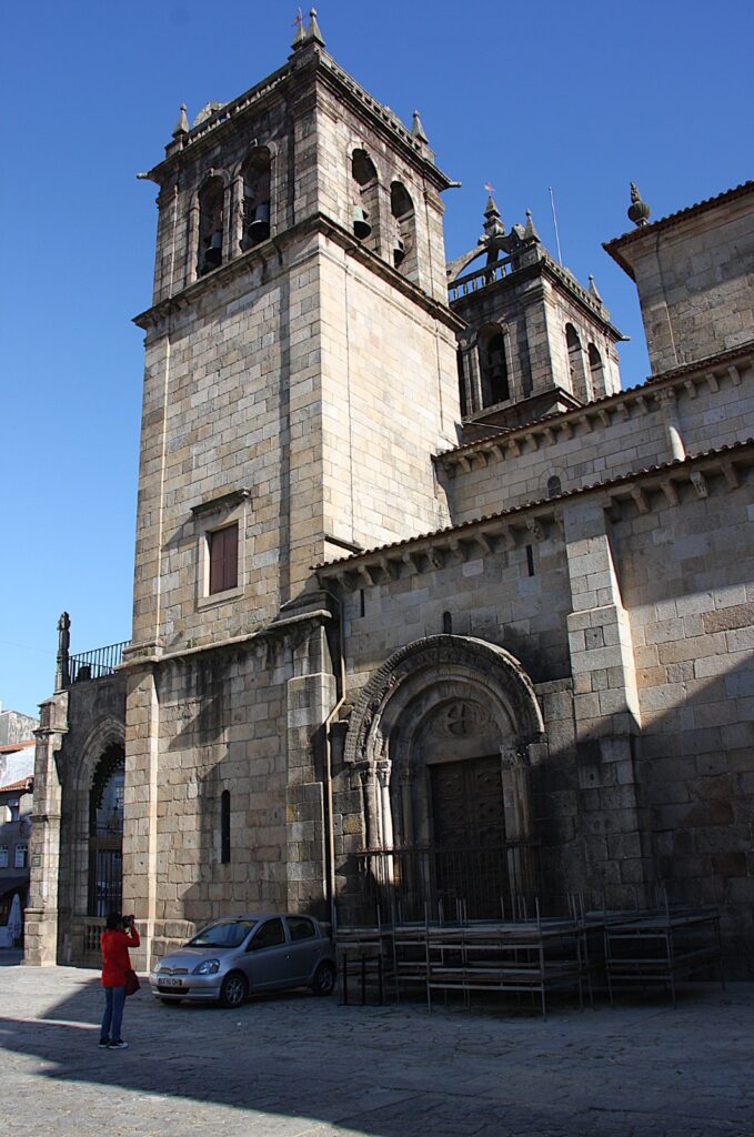 View of the South side of Braga Cathedral