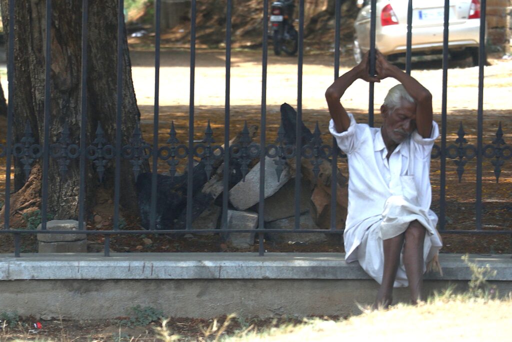 faces-of-India-tired man
