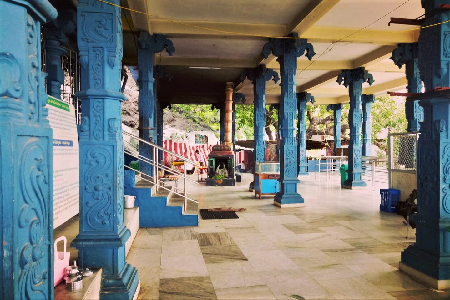 Miracle at Panaka Narasimha Temple Mangalagiri - i Share